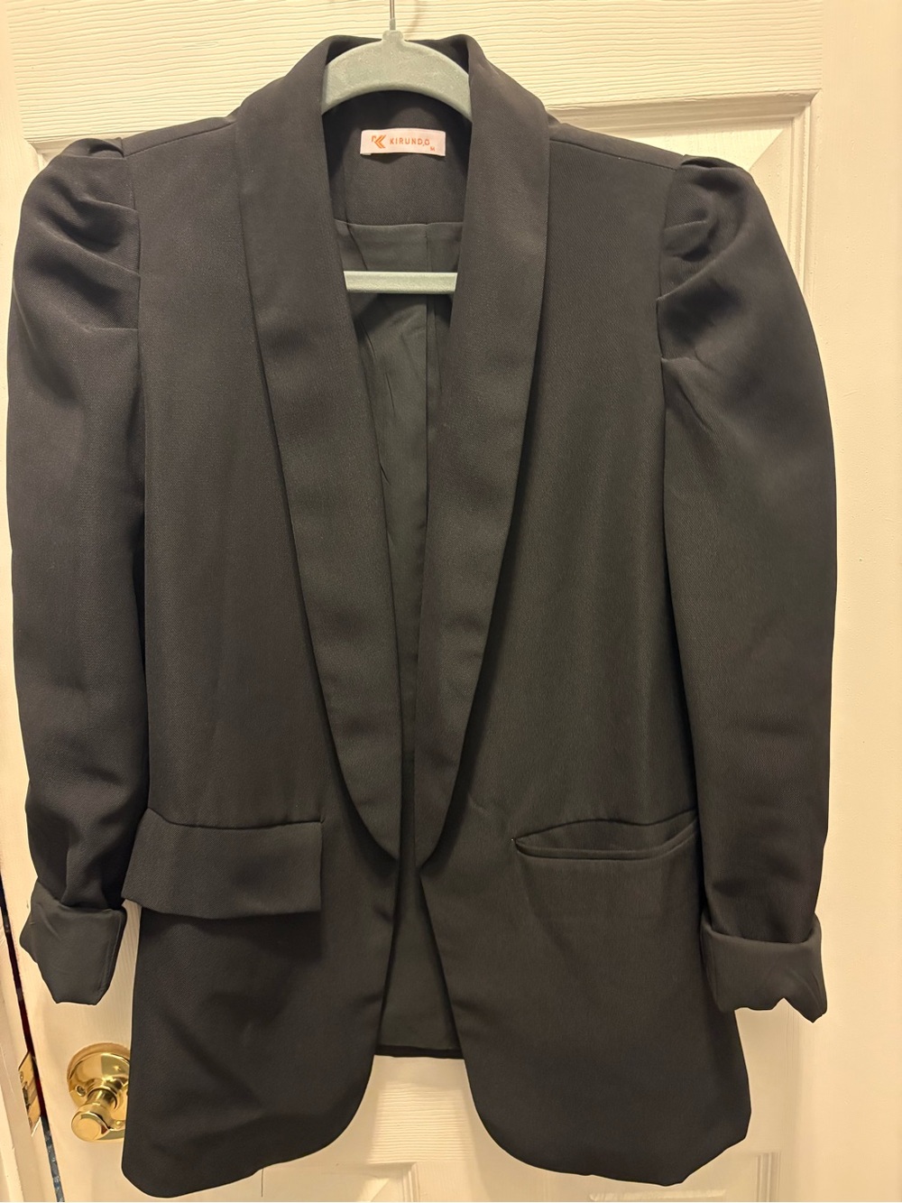 Women's Black Shawl-Collar Blazer with Puffed Shoulders